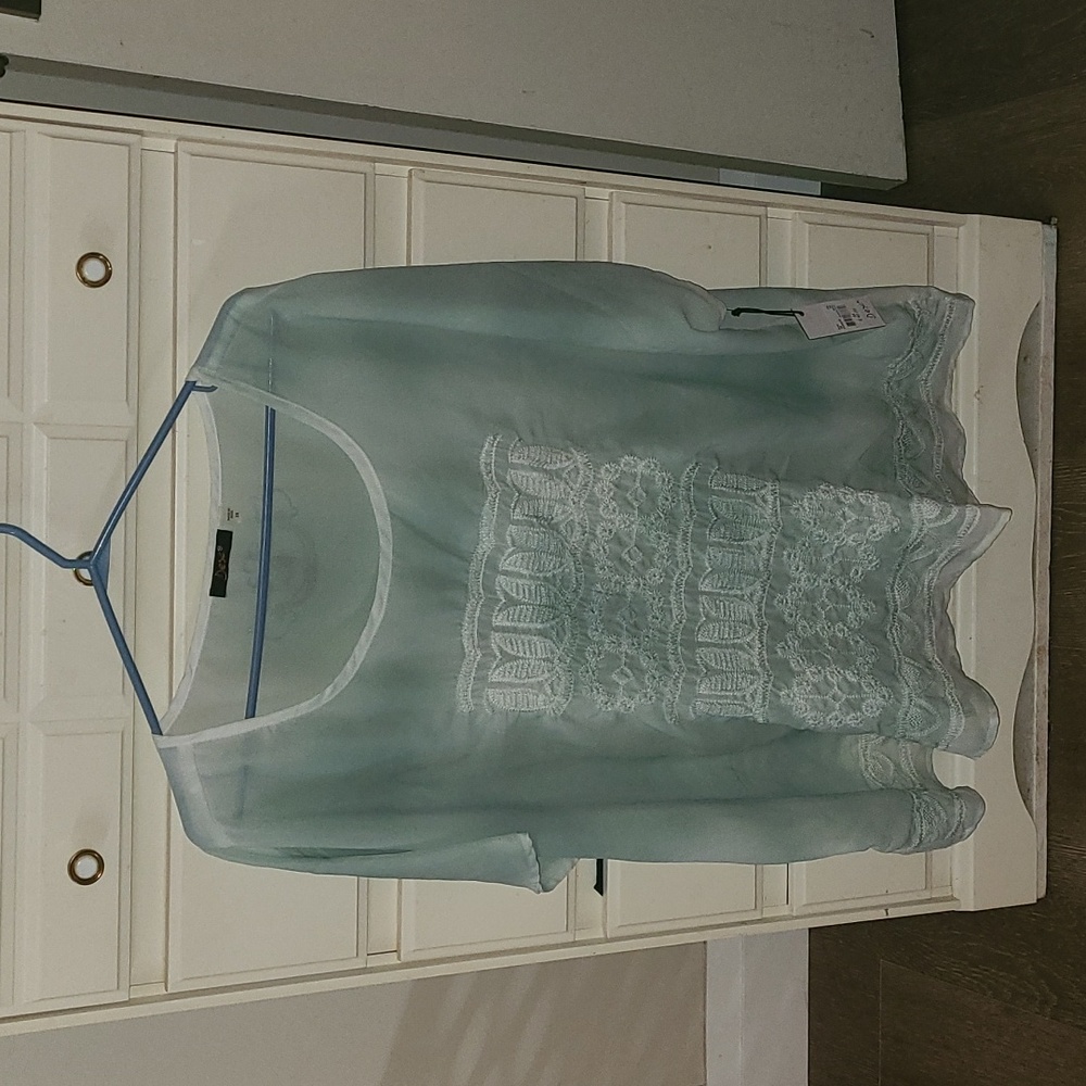 NWOT Dex Top